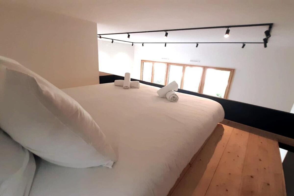Modern Loft In Paris Montreuil Apartment Montreuil  Bagian luar foto